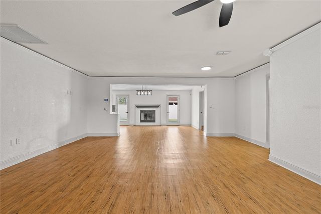 9554 86TH AVENUE, Seminole, FL 33777