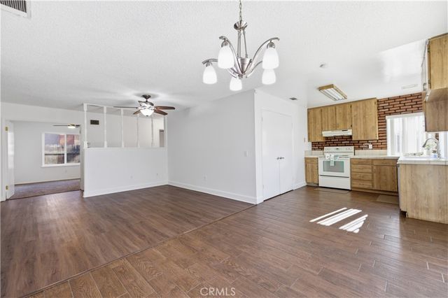 7035 Batavia Way, Riverside, CA 92586