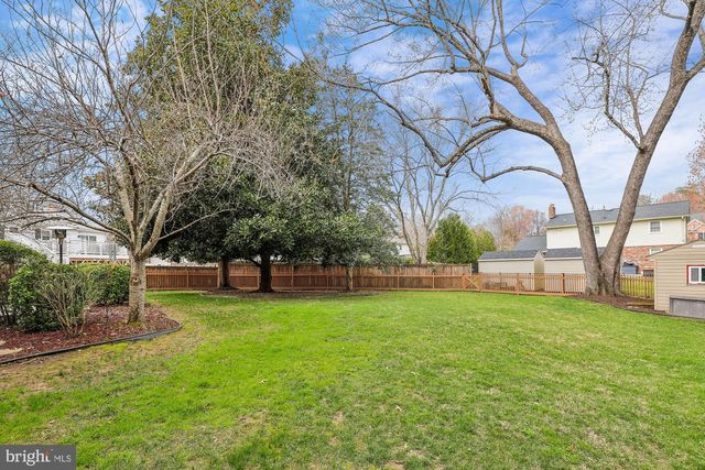 7823 FRIARS CT, Alexandria, VA 22306