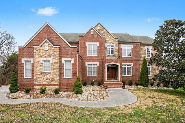 6876 Walnut Hills Dr, Brentwood, TN 37027