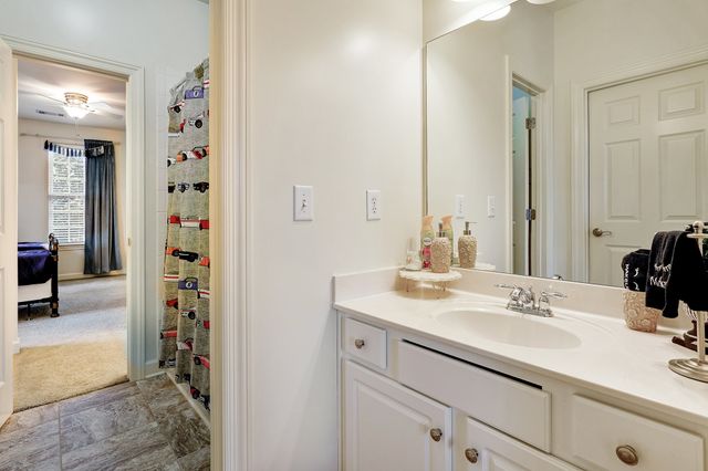 6876 Walnut Hills Dr, Brentwood, TN 37027