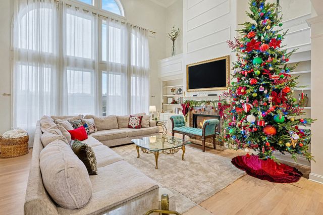 6876 Walnut Hills Dr, Brentwood, TN 37027