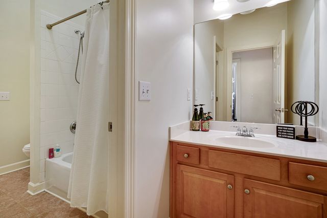 6876 Walnut Hills Dr, Brentwood, TN 37027