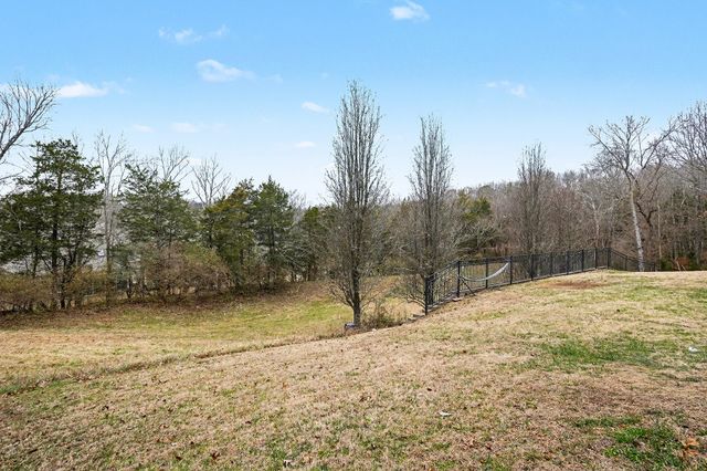 6876 Walnut Hills Dr, Brentwood, TN 37027