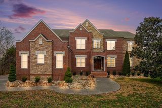 6876 Walnut Hills Dr, Brentwood, TN 37027