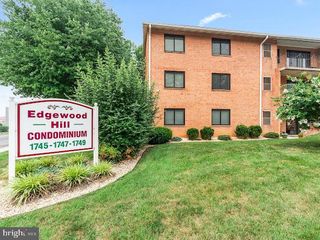 1745 EDGEWOOD HILL CIR #2, Hagerstown, MD 21740