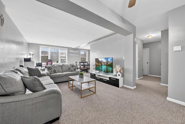 5 Sadore Lane 3H, Yonkers, NY 10710