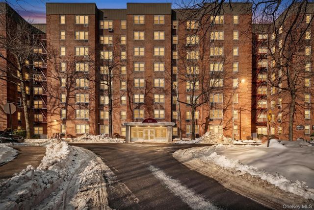 5 Sadore Lane 3H, Yonkers, NY 10710