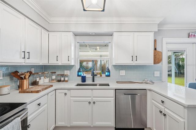 428 LONGWOOD CIRCLE, Longwood, FL 32750