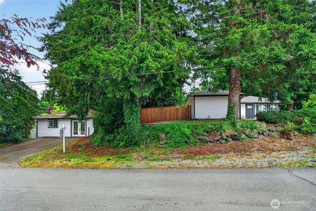 1140 E Seattle St, Kent, WA 98030