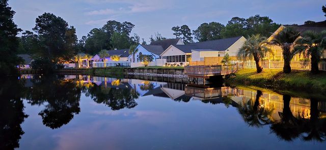 404 Ashwood Ln., Myrtle Beach, SC 29588