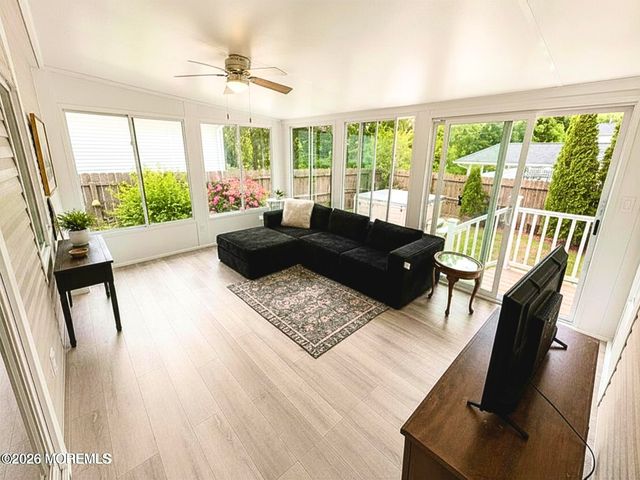 117 Messenger Street, Toms River, NJ 08753