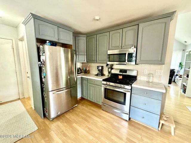 117 Messenger Street, Toms River, NJ 08753