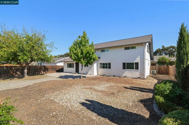 913 Dartmouth, Concord, CA 94518