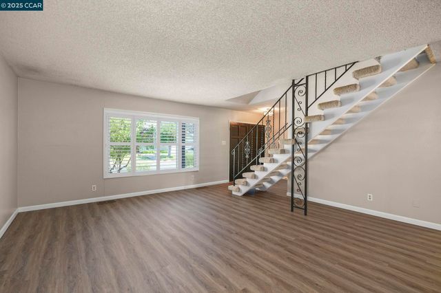 913 Dartmouth, Concord, CA 94518