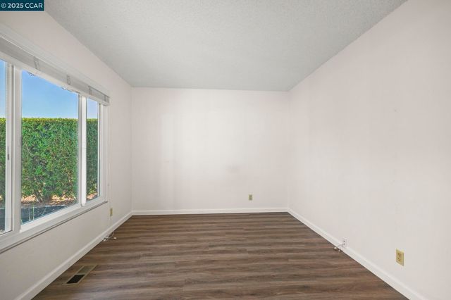 913 Dartmouth, Concord, CA 94518