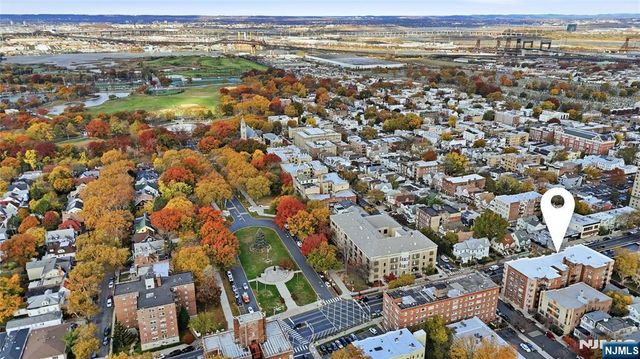 2520 John F Kennedy, Jersey City, NJ 07304