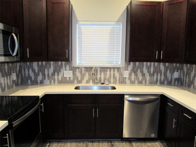 3249 Dixie Drive A, Houston, TX 77021