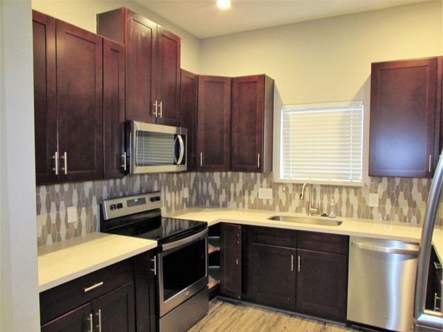 3249 Dixie Drive A, Houston, TX 77021