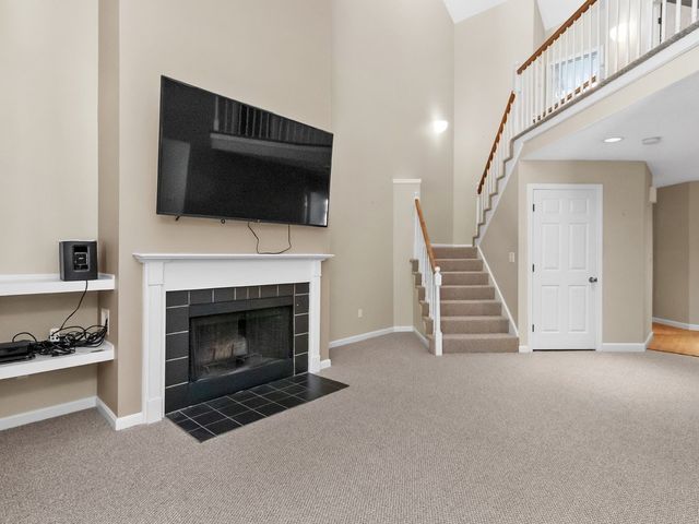 33 Bishops Forest Drive 33, Waltham, MA 02452