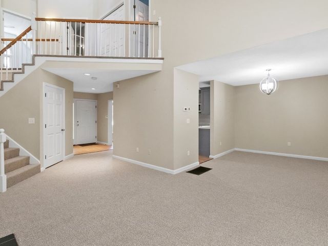 33 Bishops Forest Drive 33, Waltham, MA 02452