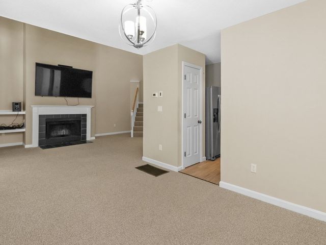 33 Bishops Forest Drive 33, Waltham, MA 02452