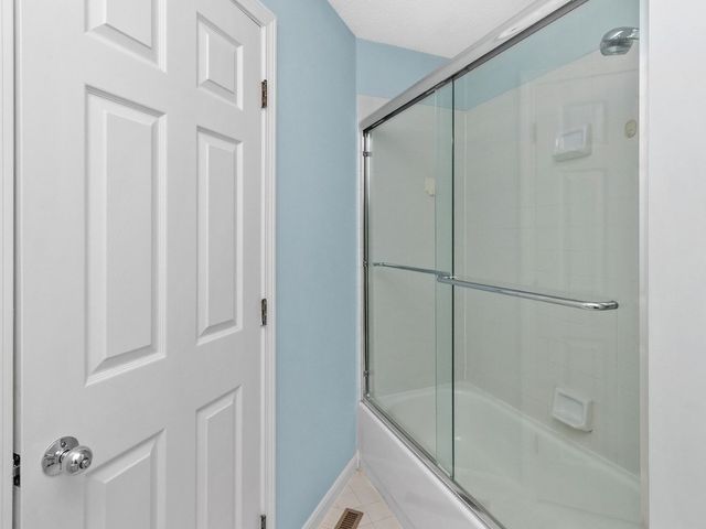 33 Bishops Forest Drive 33, Waltham, MA 02452
