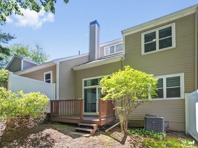 33 Bishops Forest Drive 33, Waltham, MA 02452