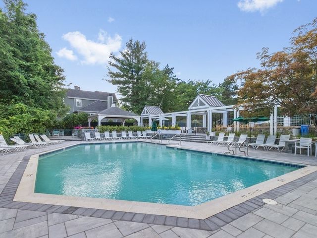 33 Bishops Forest Drive 33, Waltham, MA 02452