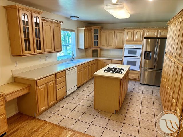 1419 Rimrock Road, Billings, MT 59102