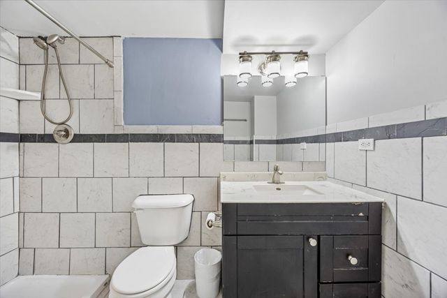 246 Owen Street, Matteson, IL 60443