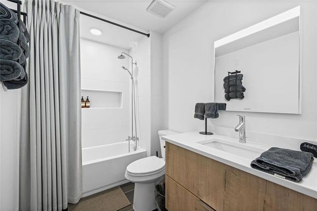 346 Peters Street SW 301, Atlanta, GA 30313