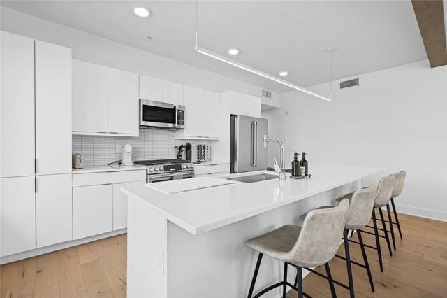 346 Peters Street SW 301, Atlanta, GA 30313