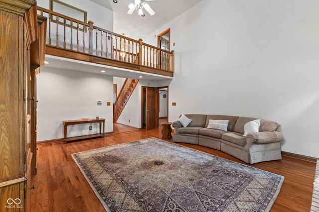 1835 Rooses Lane, Indianapolis, IN 46217