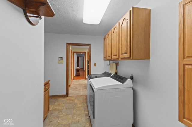 1835 Rooses Lane, Indianapolis, IN 46217