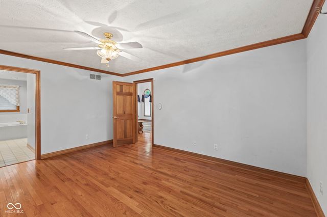 1835 Rooses Lane, Indianapolis, IN 46217