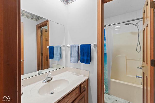 1835 Rooses Lane, Indianapolis, IN 46217