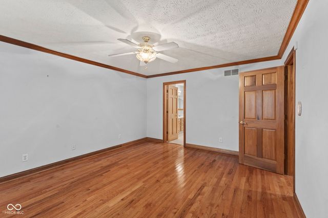 1835 Rooses Lane, Indianapolis, IN 46217