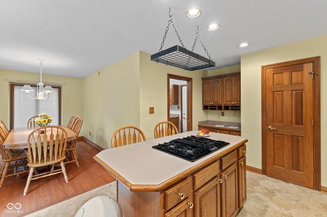 1835 Rooses Lane, Indianapolis, IN 46217