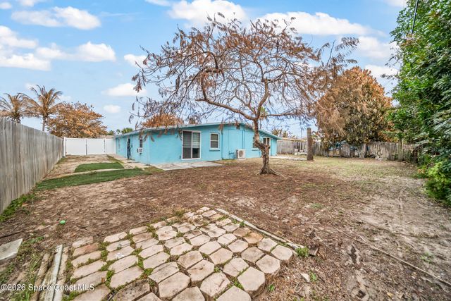 251 Avenida Del Sol, Indialantic, FL 32903