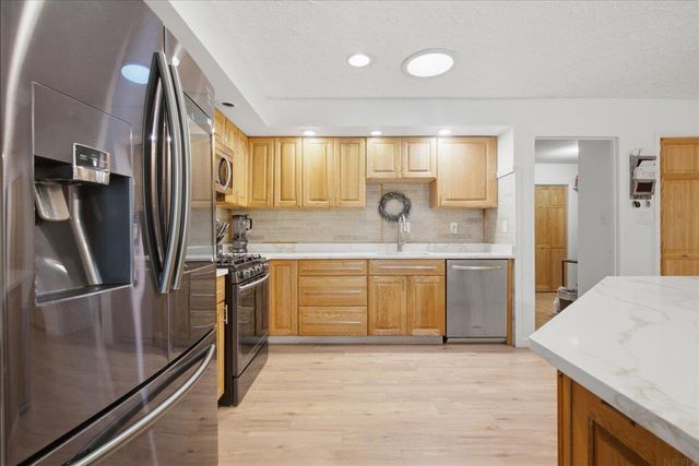 228 Oakwood Drive, Evansdale, IA 50707