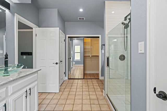 128 Mockingbird LN, Georgetown, TX 78633