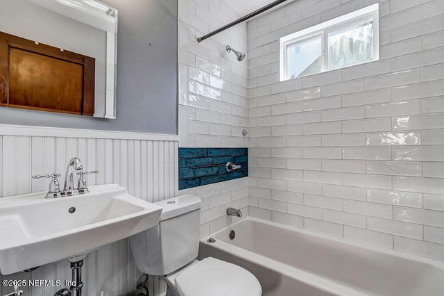 60 WEEDEN Street, St. Augustine, FL 32084