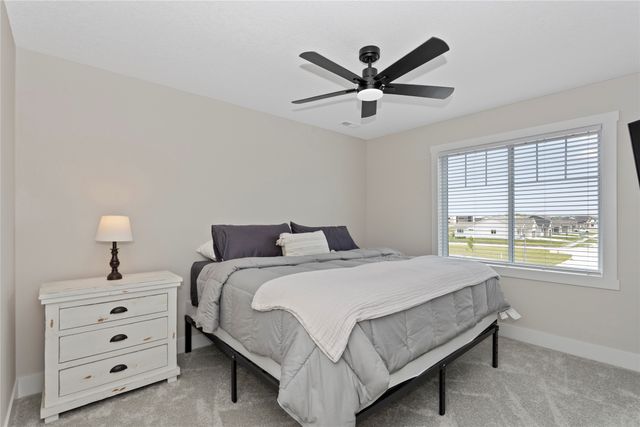 1540 NW Bull Run Court, Waukee, IA 50263