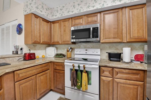 4790 Brighton Lakes Boulevard, Boynton Beach, FL 33436