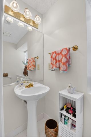 4790 Brighton Lakes Boulevard, Boynton Beach, FL 33436