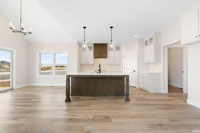 11281 Winter Quarters Pass, Fort Wayne, IN 46818