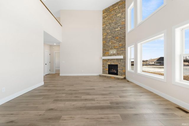 11281 Winter Quarters Pass, Fort Wayne, IN 46818