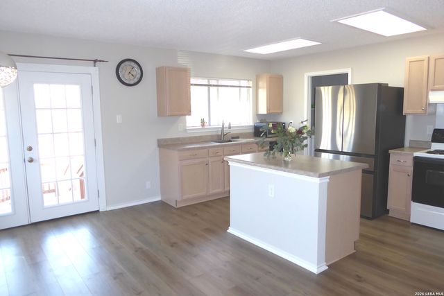 7142 Teton Ridge, San Antonio, TX 78233