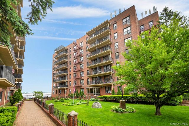 1110 Stadium Avenue 1H, Bronx, NY 10465